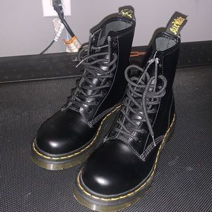 Dr. Marten 1460 YELLOW STITCH SMOOTH LEATHER LACE UP BOOTS Size 3UK (36)